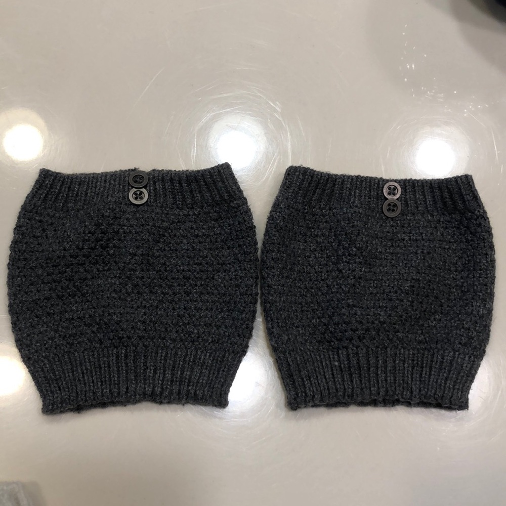 Grace & Lace boot cuffs (gray)